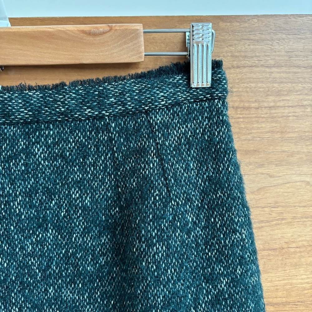 DOLCE & GABBANA GREEN TWEED COCO MINI SKIRT, Size 40/S - Picture 2 of 10